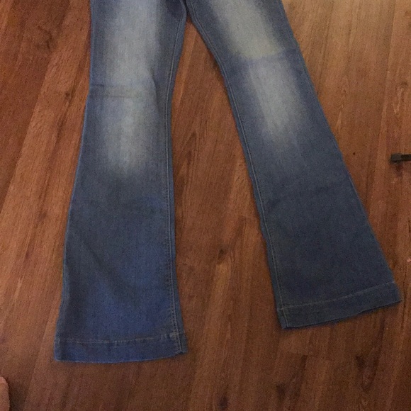 Jeans - Picture 3 of 3